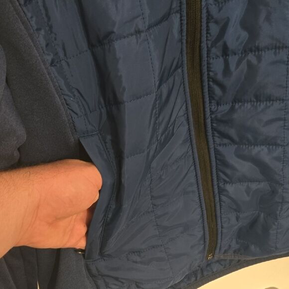 Orvis Navy Quilted Jacket - Picture 2 of 8